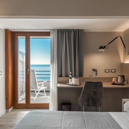 Hotel Porto Roca Monterosso al Mare Exterior photo